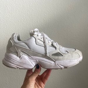 Adidas Falcon (perfect vintage look)